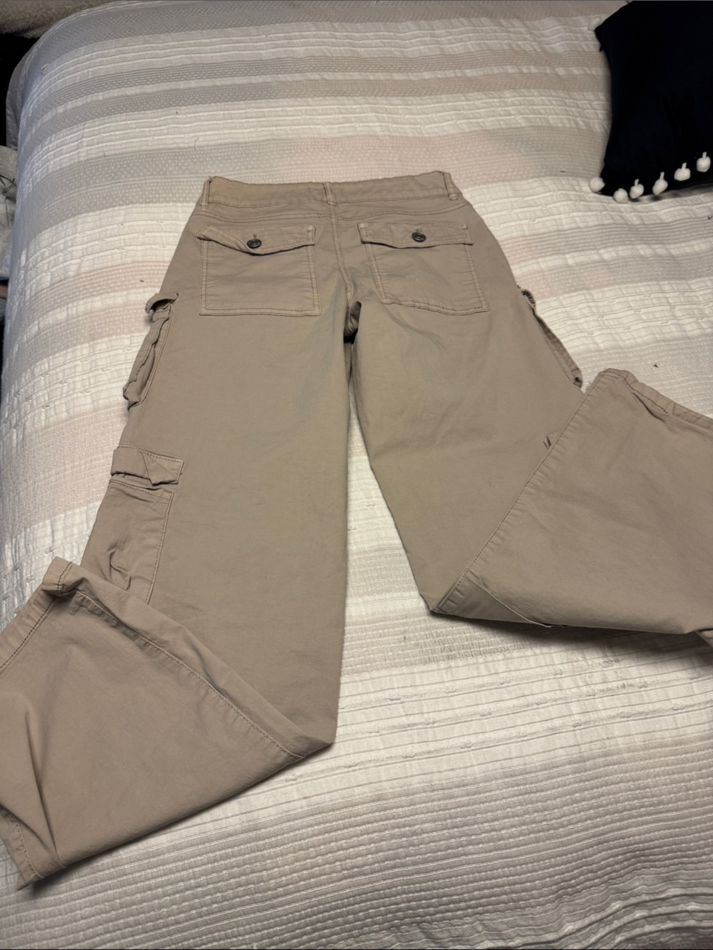 Garage Beige Utility Cargo Pants size 0 - Picture 7 of 12